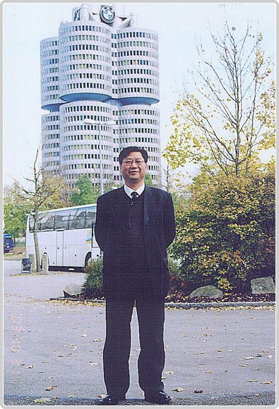 孔可強(qiáng)訪問德國寶馬公司